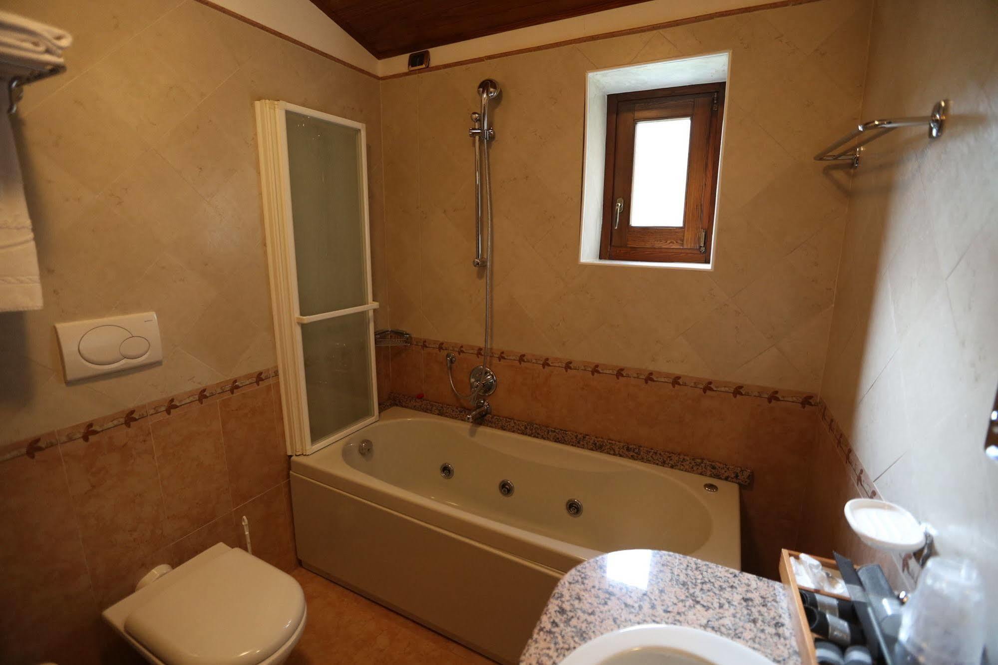 Hotel Belvedere Sestriere Kültér fotó
